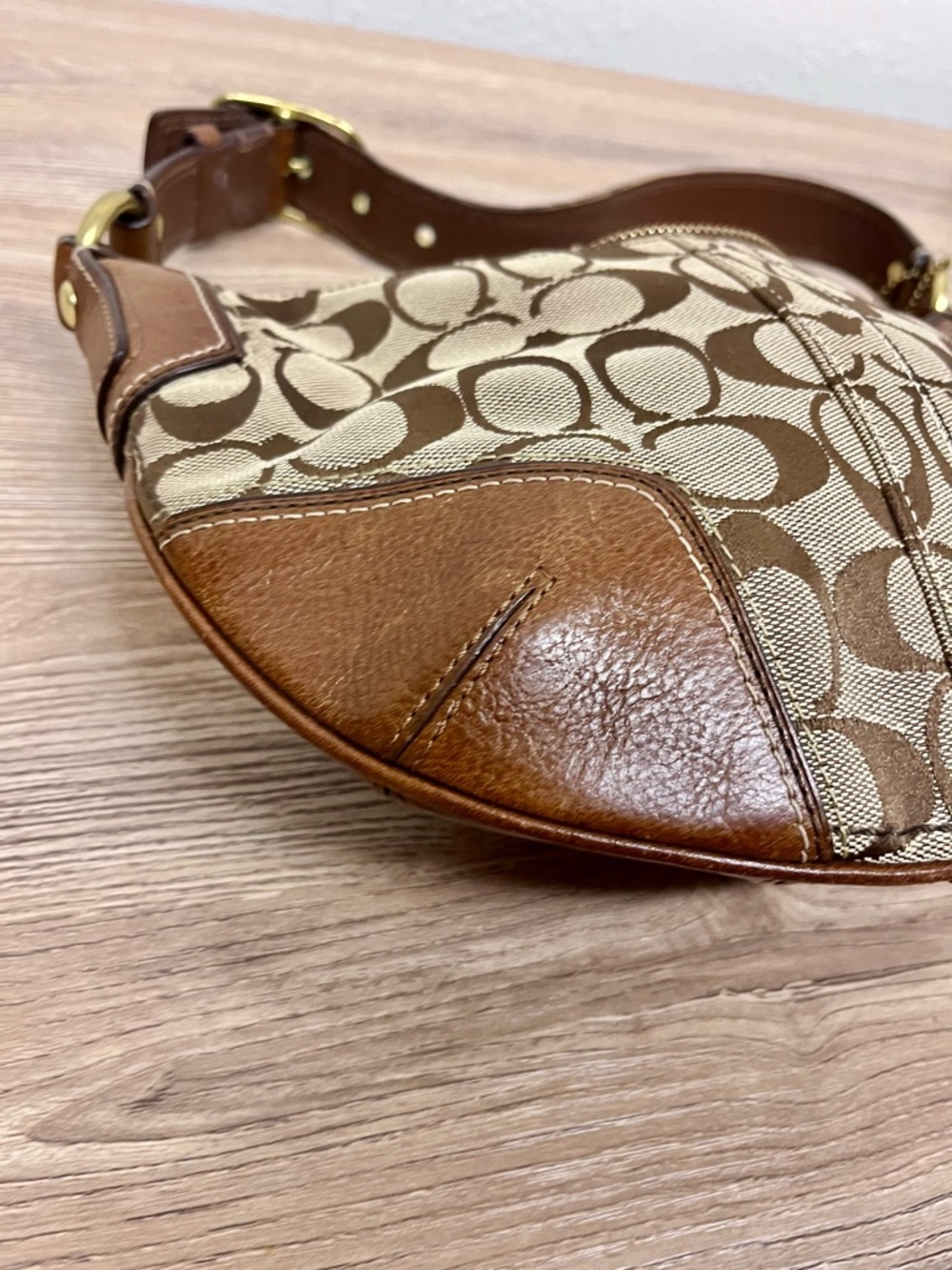 Coach Signature Hobo Bleecker Shoulder Bag Tan Brown Canvas Leather Trim - Picture 4 of 13